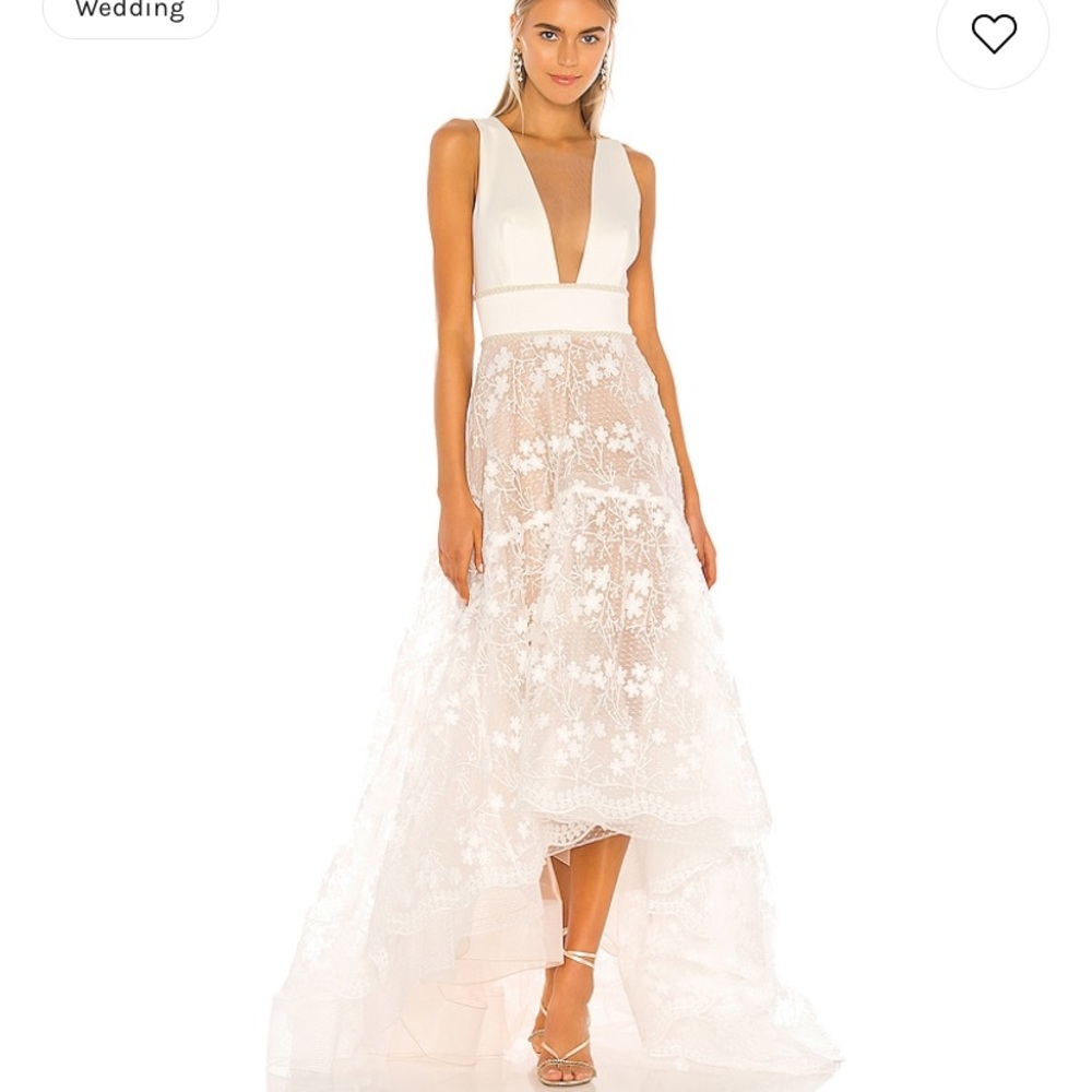 NWT FIONA BRIDAL GOWN IN WHITE